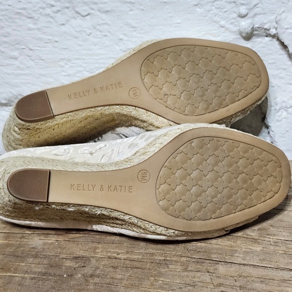 Kelly &‎ Katie Espadrille Wedge Open Toe Heels Knot Detail Size 9M Leopard Print - Picture 10 of 11